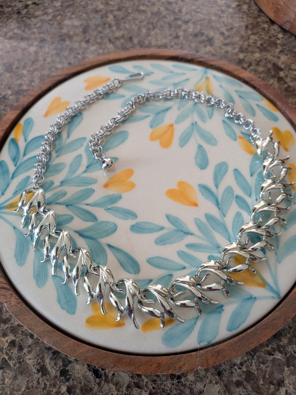 Vintage Coro Choker Necklace In EUC